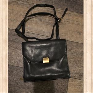 Small Crossbody Worthington Bag 😍